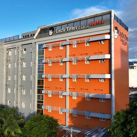 Cebu Uncle Tom'S Cabin Hotel Powered By Cocotel Exterior foto