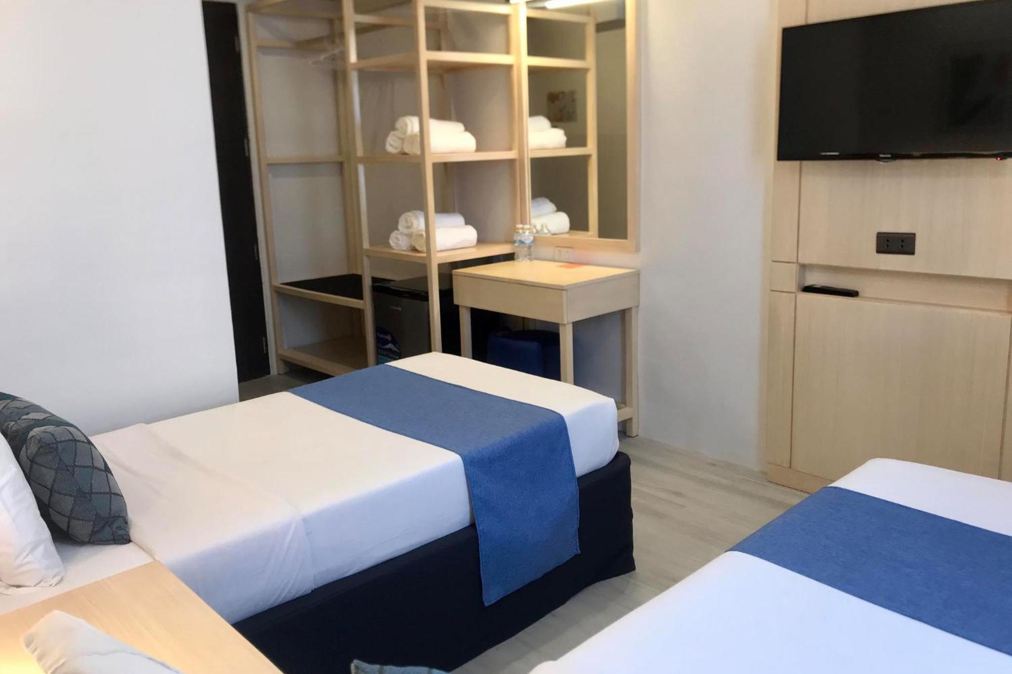 Cebu Uncle Tom'S Cabin Hotel Powered By Cocotel Exterior foto